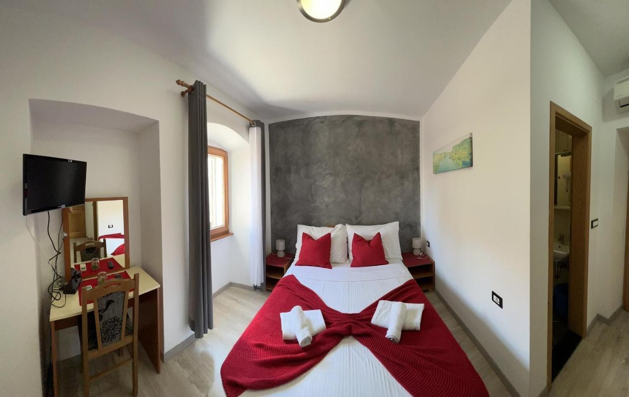 Rooms Valentino Porec Esterno foto