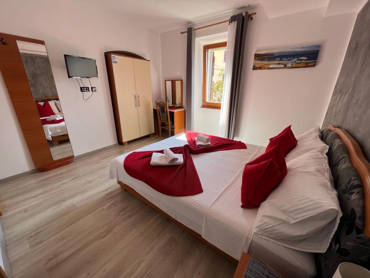 Rooms Valentino Porec Esterno foto