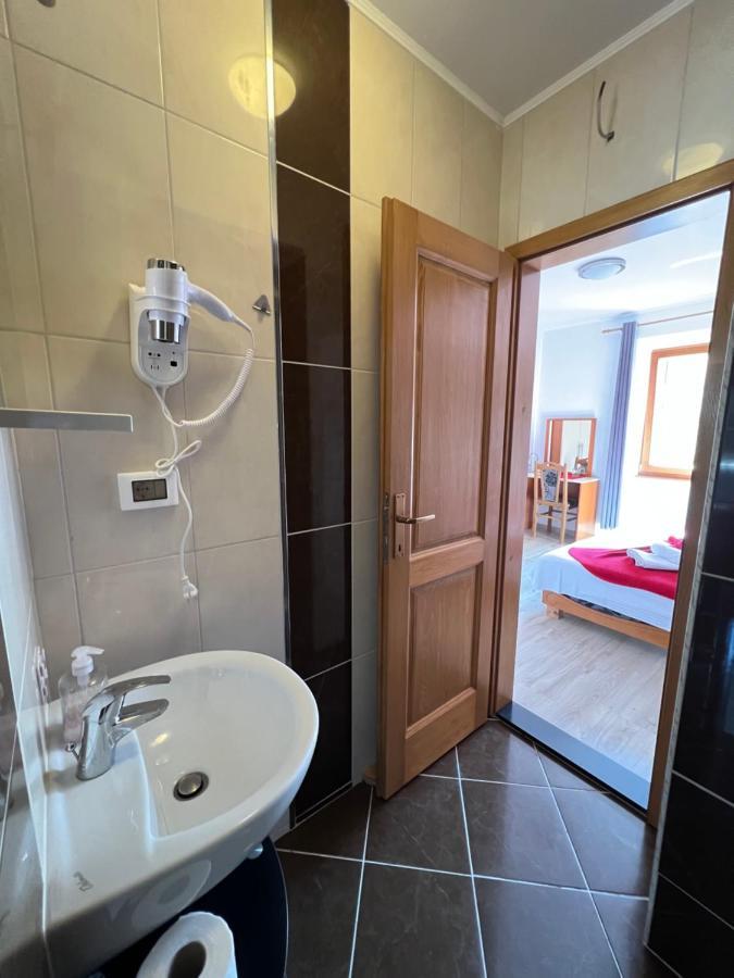 Rooms Valentino Porec Esterno foto